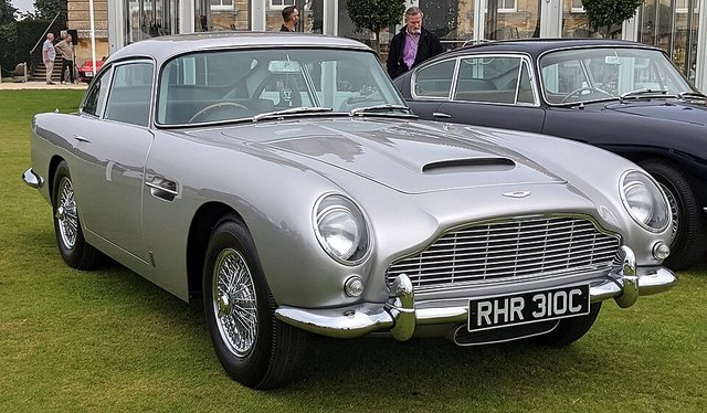 ASTON MARTIN DB5 2020-2023