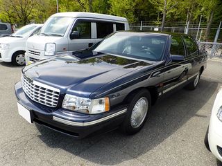 CADILLAC De Ville