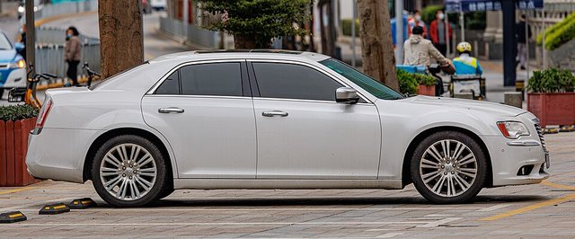 CHRYSLER 300C