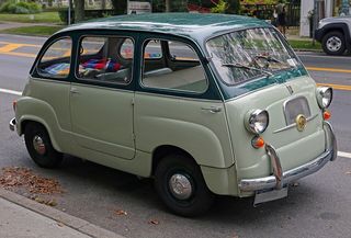 FIAT 600