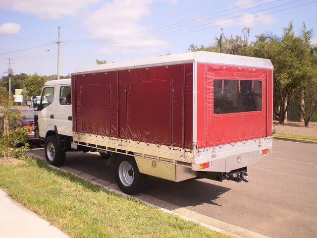FUSO Canter
