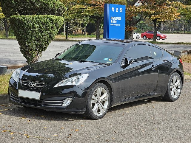 HYUNDAI Genesis Coupe 2008-2016