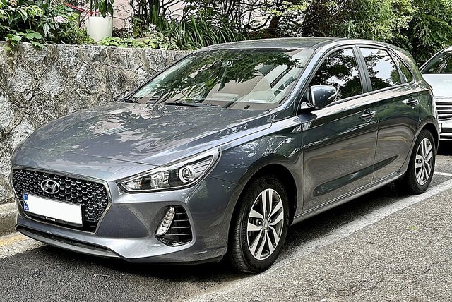 HYUNDAI i30 2017-heden