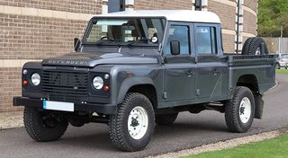 LAND ROVER Defender 130