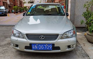 LEXUS IS 1999-2005