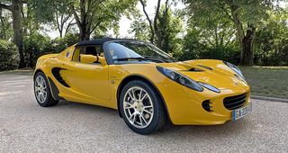 LOTUS Elise