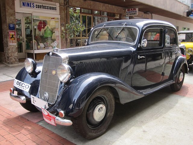 MERCEDES-BENZ 170 1936-1955