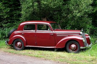 MERCEDES-BENZ 220 1951-1955