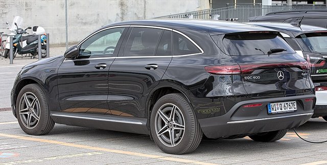 MERCEDES-BENZ EQC