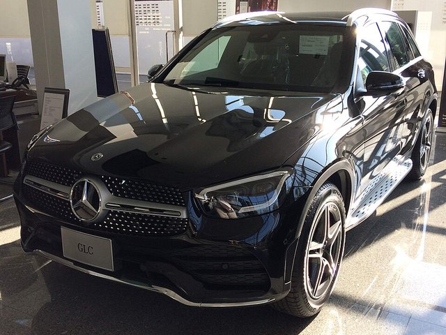 MERCEDES-BENZ GLC-Class