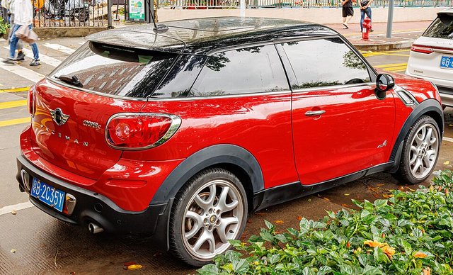 MINI Paceman 2013-2016