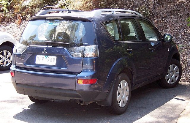 MITSUBISHI Outlander 2006-2012