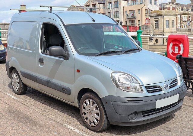 NISSAN Kubistar