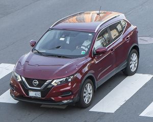 NISSAN Rogue Sport