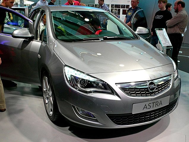 OPEL Astra 2009-2015