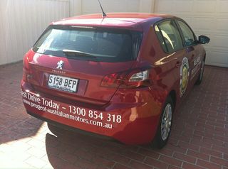 PEUGEOT 308