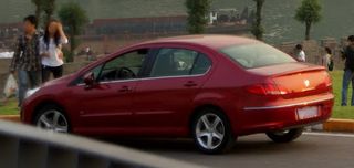 PEUGEOT 408