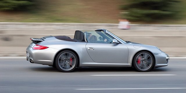 PORSCHE 911 2004-2012