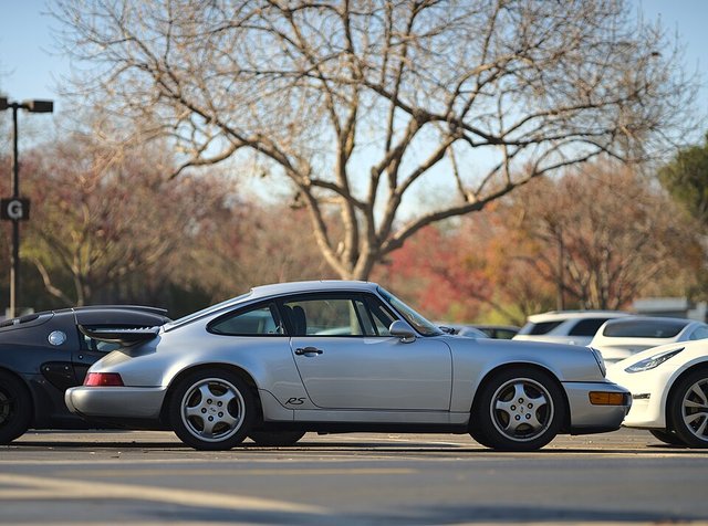 PORSCHE 964