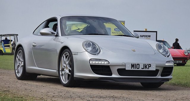 PORSCHE 997