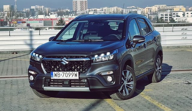 SUZUKI S-Cross