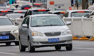 TOYOTA Corolla