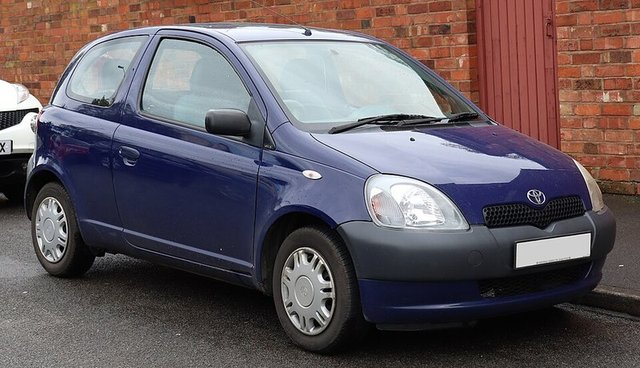 TOYOTA Yaris 1999-2005