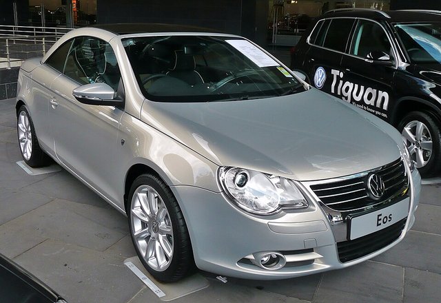 VOLKSWAGEN Eos