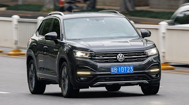 VOLKSWAGEN Tayron