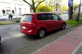 VOLKSWAGEN Touran 2021-heden