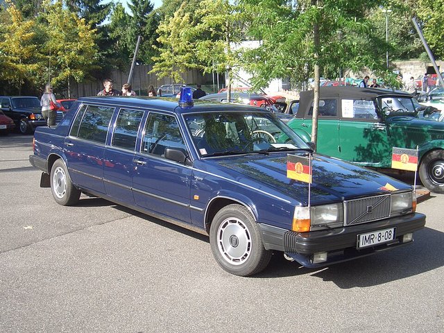 VOLVO 760 1982-1990