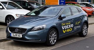 VOLVO V40 2012-2019